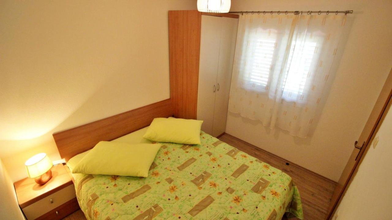 Holiday Home Jozo Omiš Exteriör bild
