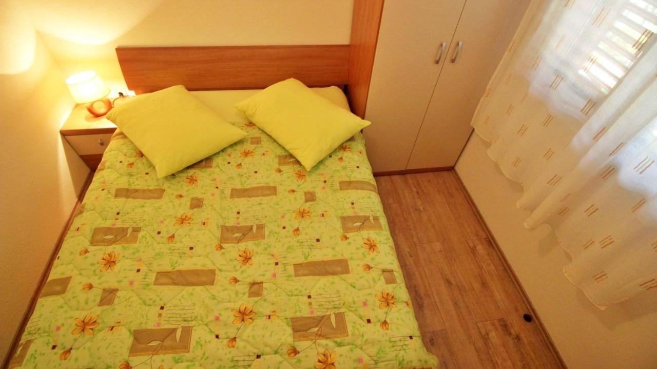 Holiday Home Jozo Omiš Exteriör bild